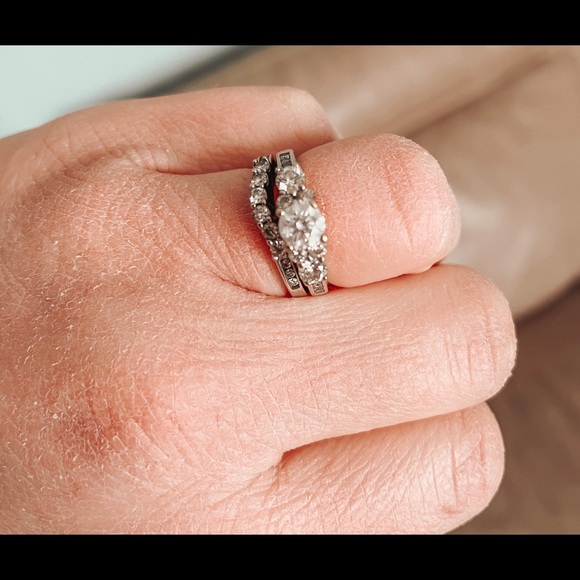 Diamond Wedding Band Set - Picture 4 of 4